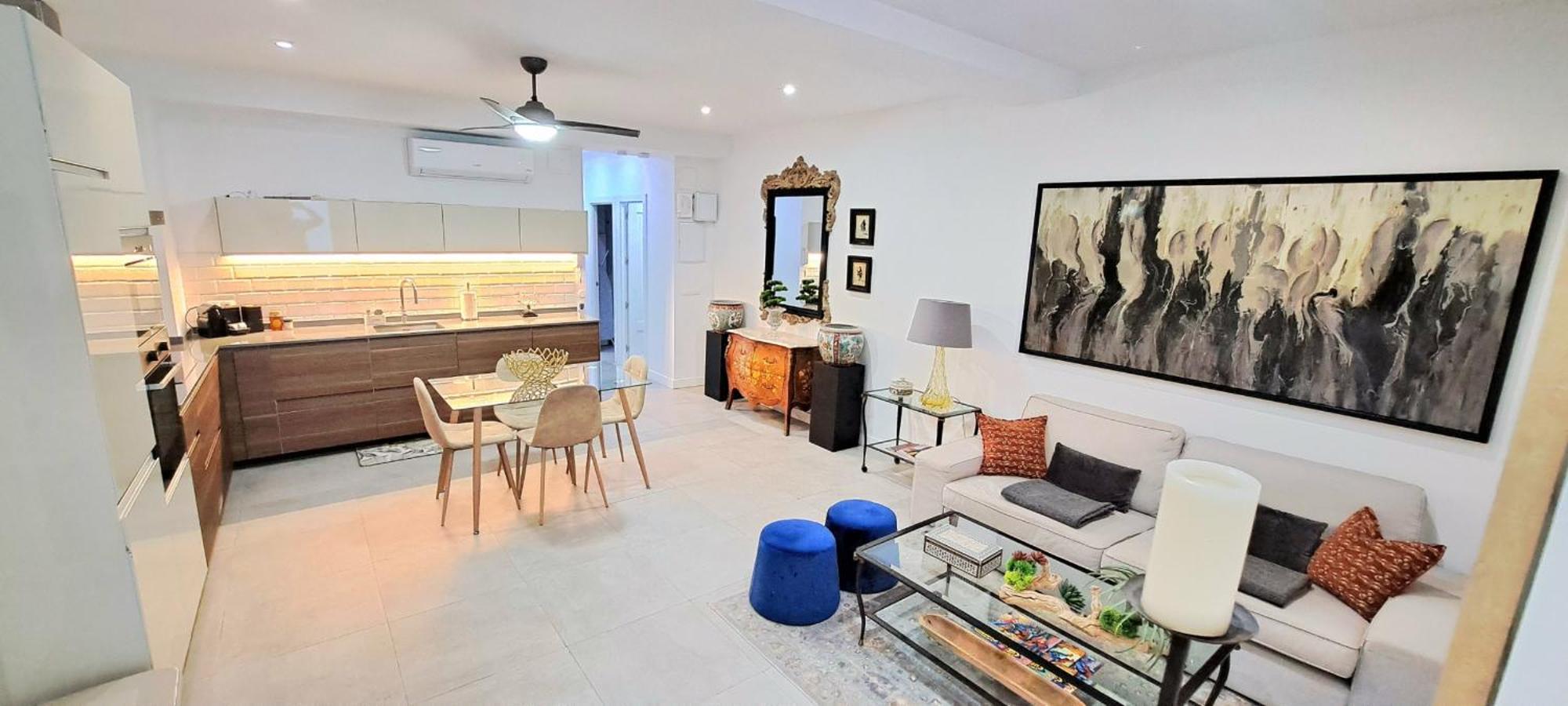 شقة New! Renovated, Centrally Located, Private Entrance, Terrace فالنسيا المظهر الخارجي الصورة