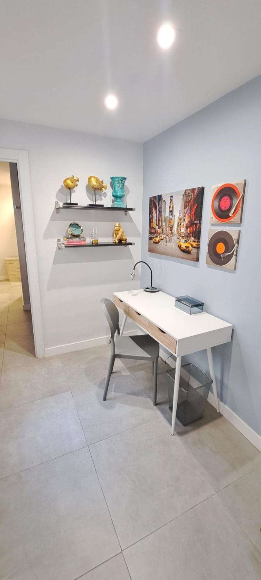 شقة New! Renovated, Centrally Located, Private Entrance, Terrace فالنسيا المظهر الخارجي الصورة